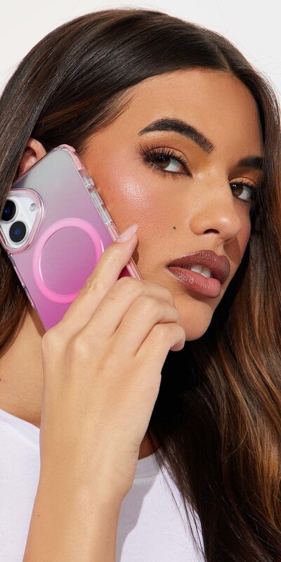 Ombré ružový kryt iPhone 16 s magnetickým krúžkom Ružová