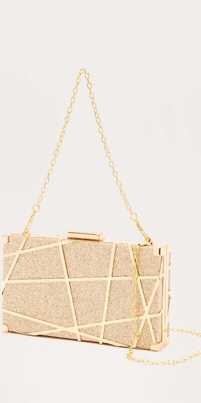 Trblietavá zlatá spoločenská listová kabelka s retiazkou Zlatá