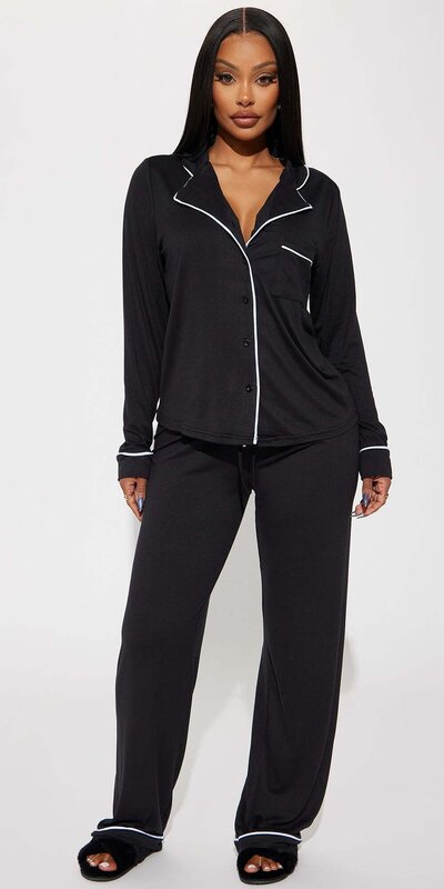 Dvojdielne čierne pyžamo s dlhým rukávom Čierna