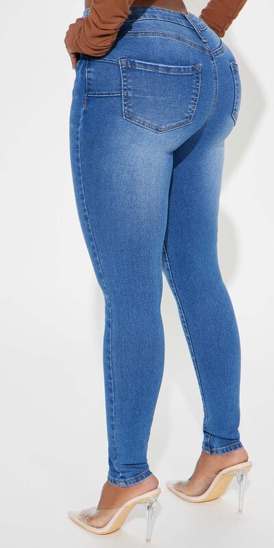 Skinny džínsy s push-up efektom a vysokým pásom Modrá
