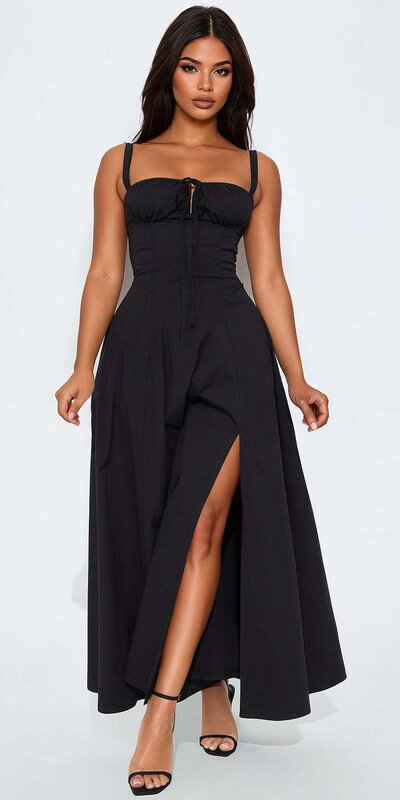 Dlhé šaty s korzetovým pásom a vysokým rozparkom Čierna