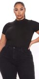 Čierne elastické dámske body s krátkym rukávom Čierna