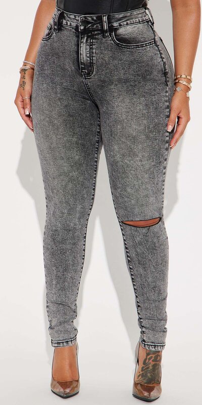 Džínsové skinny nohavice s roztrhnutým kolenom