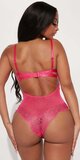 Čipkované teddy body s hlbokým výstrihom Ružová