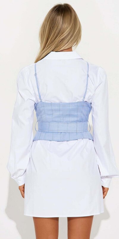 Košeľové minišaty s vestičkou a opaskom