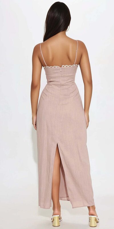 Romantické ľanové maxi šaty s čipkou a rozparkom