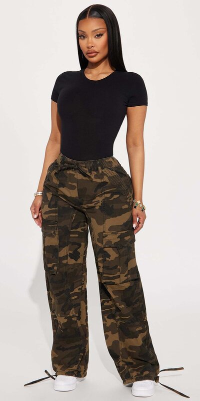 Čierne bavlnené tričko s okrúhlym výstrihom Camilla Čierna