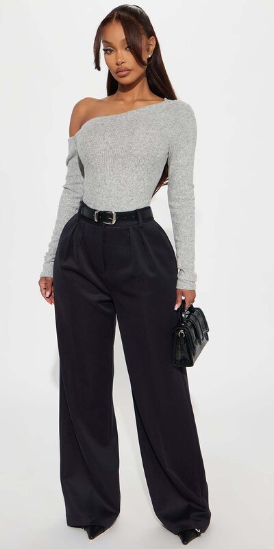 Dámske čierne elegantné nohavice s vysokým pásom Čierna