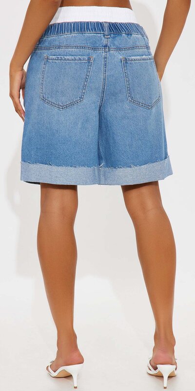 Dámske rifľové bermudy s dvojitým pásom v modrej farbe Modrá