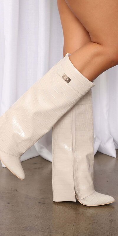 Béžové čižmy po kolená so zahnutým lemom a zlatým detailom Béžová