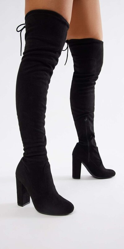 Čierne semišové nadkolienkové čižmy s viazaním
