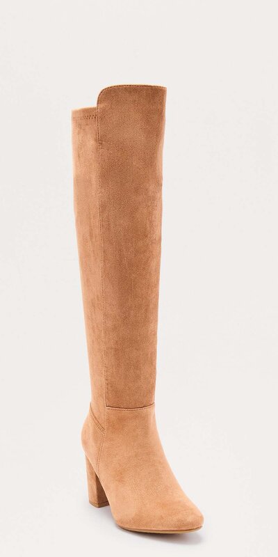 Hnedé semišové nadkolienkové čižmy s vysokým blokovým podpätkom