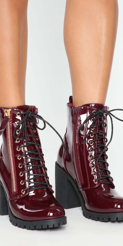 Lakované bordové členkové bojové čižmy s blokovým podpätkom