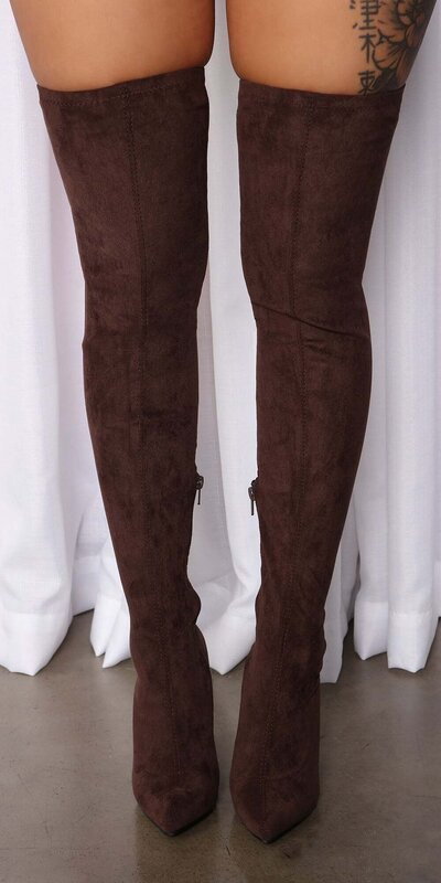Čokoládové elastické nadkolenné čižmy na ultra vysokom podpätku zo semišu
