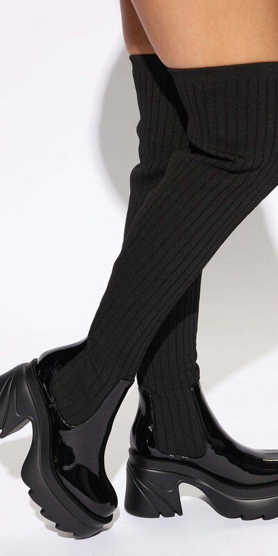 Dámske nadkolenné čižmy – čierne Čierna
