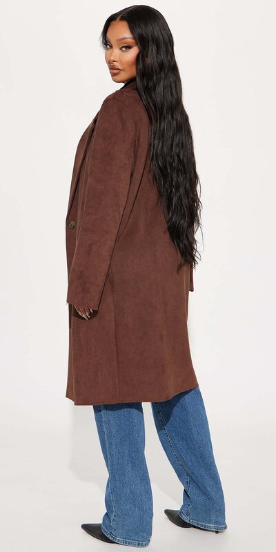 Hnedý semišový trenčkot s fazónovým golierom