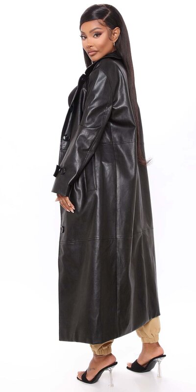 Dámsky koženkový trenčkot v čiernej farbe Gimme A Clue