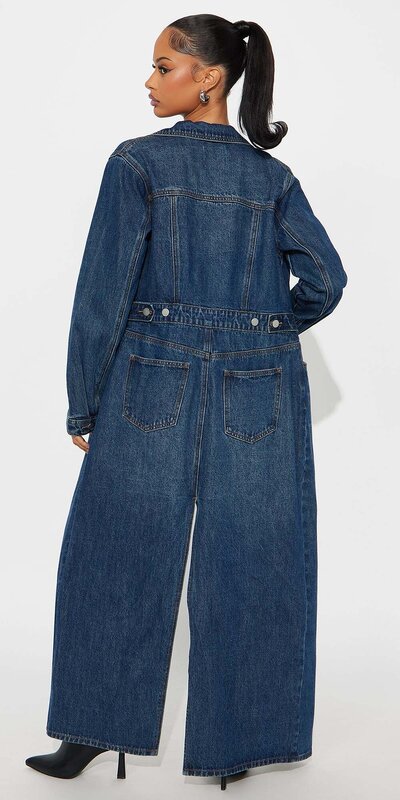 Džínsový trenčkot v strednom odtieni denimu