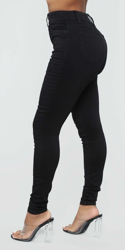 Čierne ultra high waist skinny džínsy s formujúcim efektom