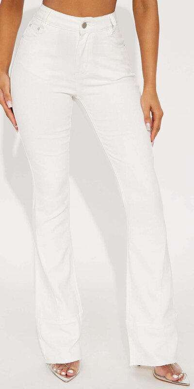 Krémové zvonové rifle s neukončeným lemom