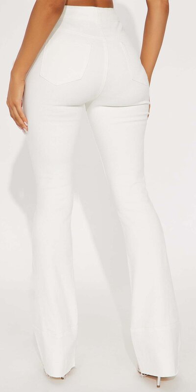 Krémové zvonové rifle s neukončeným lemom