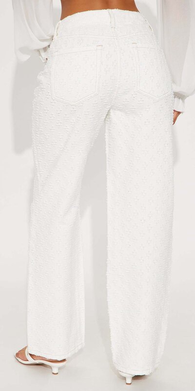 Biele rovné loose džínsy s vysokým pásom