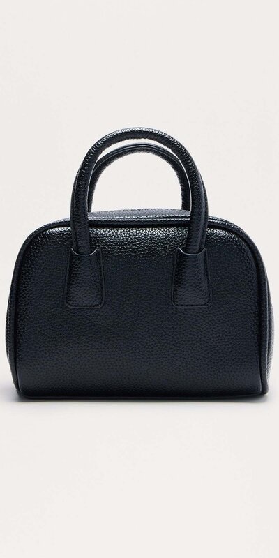 Čierna mini satchel kabelka z umelej kože s horným držadlom