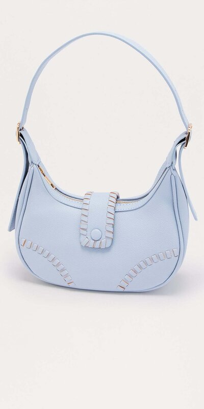 Modrá ramenná kabelka s preklopným zapínaním