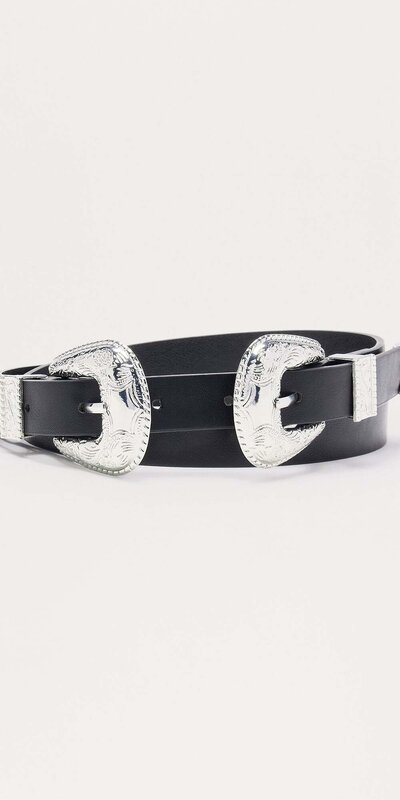 Čierny opasok z umelej kože s dvojitou prackou