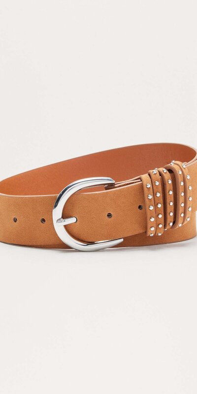 Hnedý semišový opasok s prackami a vybíjaním