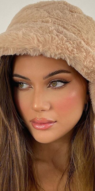 Béžový bucket klobúk z hebkej umelej kožušiny