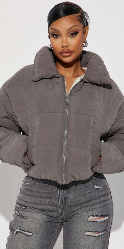 Luxusná sivá puffer bunda s kožušinovou podšívkou Šedá