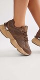 Dámske tenisky v hnedej farbe s moderným šnurovaním Hnedá