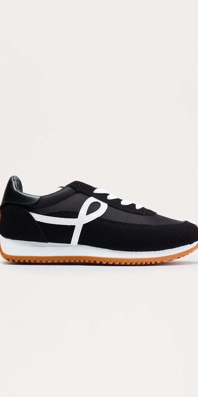 Dámske semišové tenisky na platforme v čiernej farbe Čierna