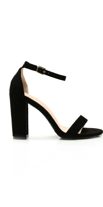 Čierne semišové sandále s tenkým remienkom