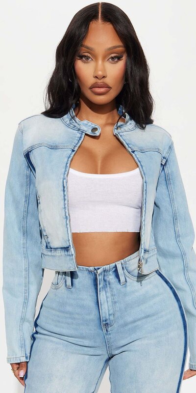 Svetlomodrá rifľová biker bunda so zipsami