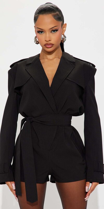 Čierny blazer overal s viazaním a dlhým rukávom