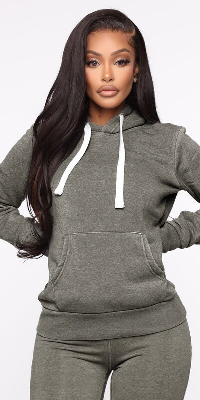 Svetlosivá mikina s minerálnym efektom