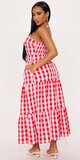 Červeno-biele kockované maxi šaty s opaskom a volánmi