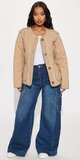 Béžová prešívaná ľahká bunda so zapínaním na cvoky