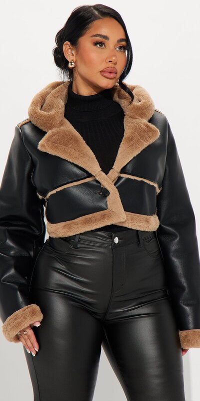 Čiernohnedý koženkový trenčkot s kožušinovou podšívkou