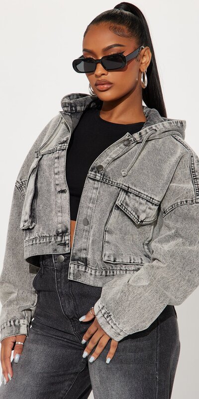 Dámska rifľová bunda s kapucňou v šedej acid úprave