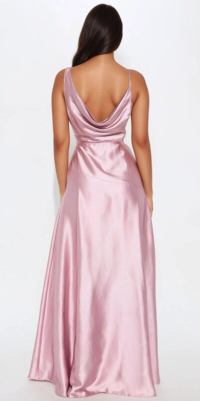 Saténové maxi šaty v odtieni mauve s asymetrickým výstrihom
