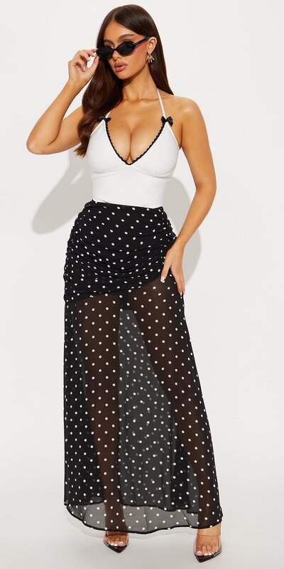 Čierno-biela maxi sukňa z jemného šifónu s bodkami