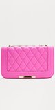 Prešívaná crossbody kabelka v ružovej farbe s akrylovou retiazkou