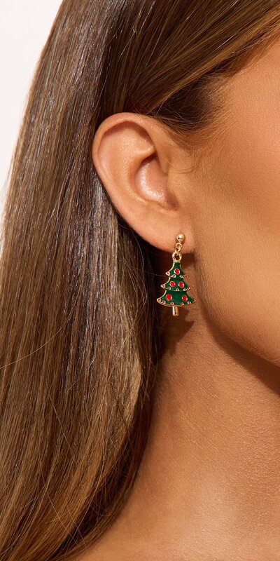Vianočné visiace náušnice so stromčekom v zelenom tóne