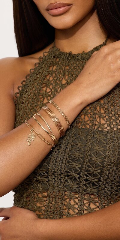 Zlatá 2-dielna súprava náramkov s elegantným trblietavým efektom