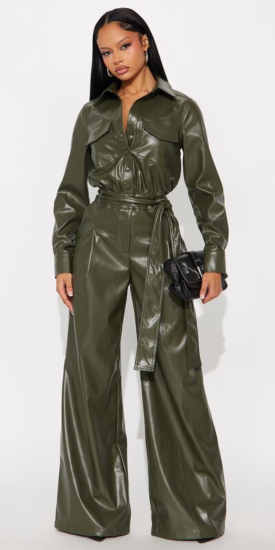 Olivový koženkový overal s viazaním v páse
