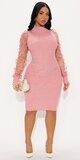 Ružové pletené mini šaty s balónovými rukávmi