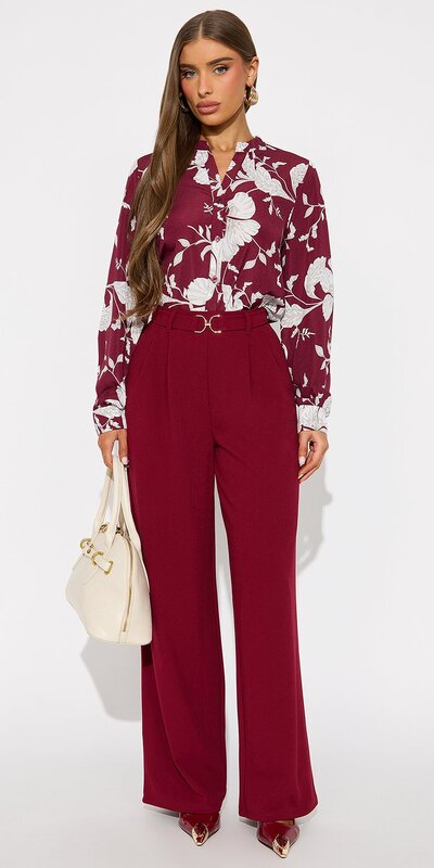 Úpletové nohavice so širokými nohavicami a pružným pásom v bordovej farbe